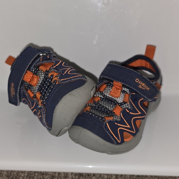 OshKosh: Baby Boy's Martin Sandal, Size: 4, Navy & Orange, Excellent condition - Picture 9 of 16